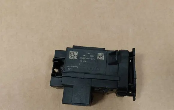 Audi Q5 SQ5 8R Ignition lock 8K0909131D