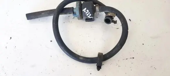 Volkswagen Golf III Turbo solenoid valve 051133459A