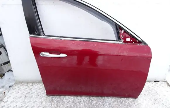 Alfa Romeo Giulietta Front door qrb