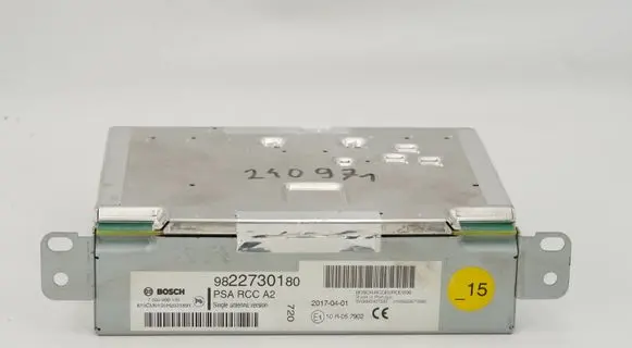 Peugeot 308 Radio/CD/DVD/GPS head unit 9822730180