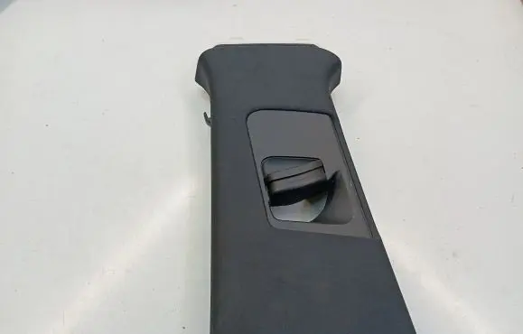 Porsche Macan (95B) (B) pillar trim (top) 95B867293