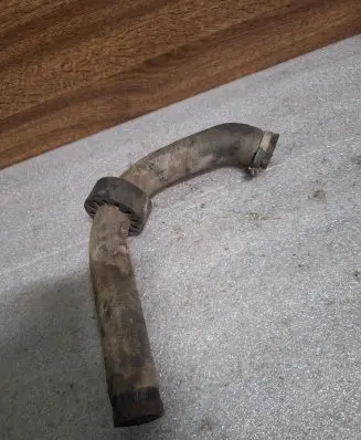 Audi 80 90 S2 B4 Coolant pipe/hose 