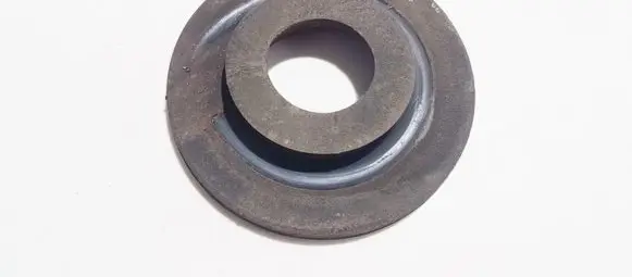Volkswagen Golf V Front coil spring rubber mount 1k0512149b