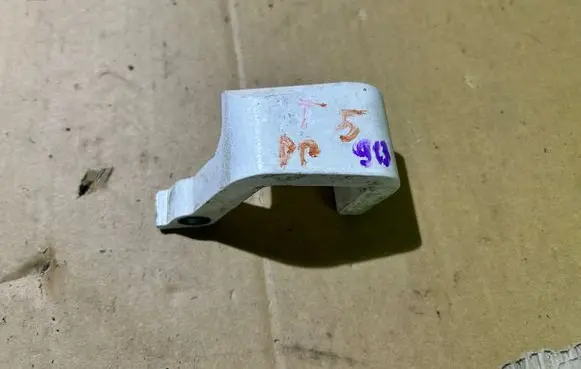 Volkswagen Transporter - Caravelle T5 Front door upper hinge 