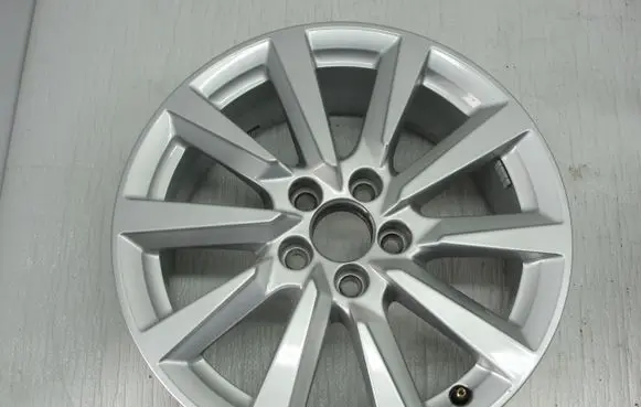 Audi A1 R16 alloy rim 82A601025C