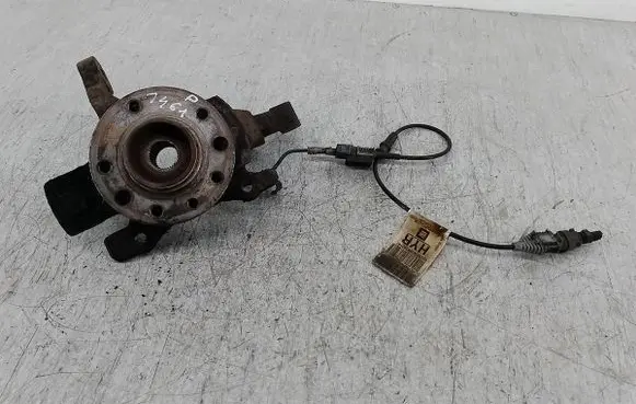Opel Astra H Front wheel hub spindle knuckle 13118565