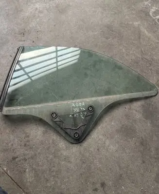 Mercedes-Benz E A207 Rear side window