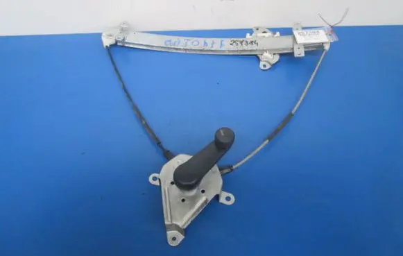 Nissan Almera Front door window regulator with motor