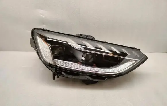 Audi A4 S4 B9 8W Headlight/headlamp