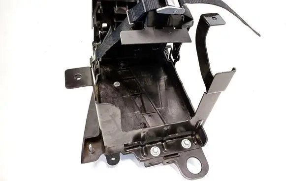 Battery bracket