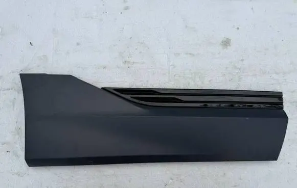 Audi e-tron Rear door trim (molding) 4KE853970