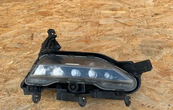 Hyundai i40 LED Daytime headlight 922023Z5