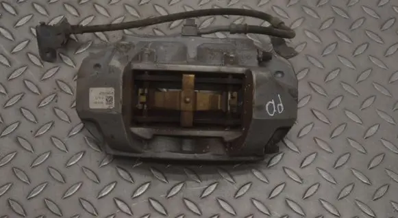 Tesla Model 3 Front brake caliper 104462200E