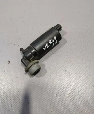 Toyota Verso Windscreen/windshield washer pump