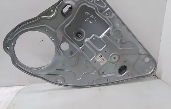 Ford Focus ST Rear door manual window regulator 4M51A045H22B
