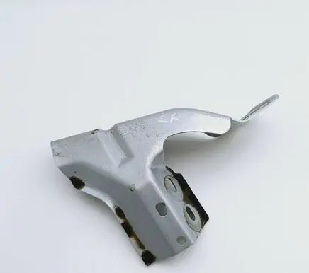 Volkswagen Polo IV 9N3 Fender mounting bracket 6Y0821141