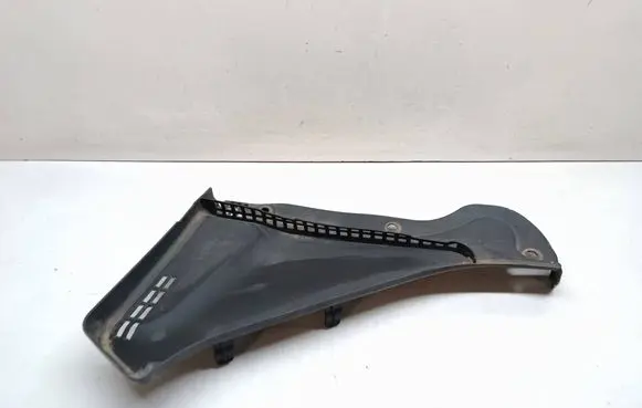 BMW 6 F12 F13 Wiper trim 7216978 51717216978
