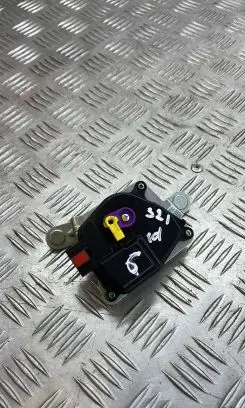 Hyundai i20 (PB PBT) Tailgate boot lock/latch motor 