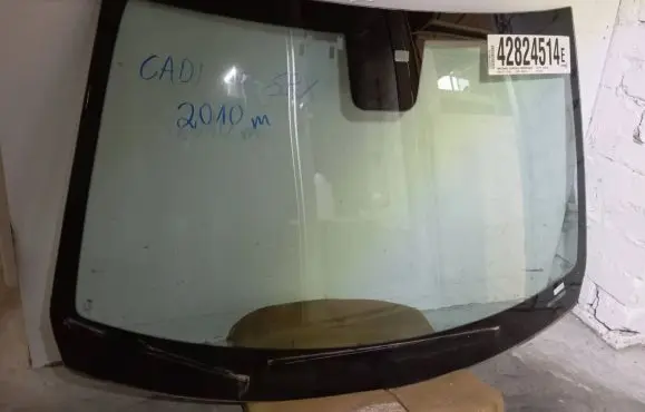 Cadillac SRX Front windscreen/windshield window DOT459 AS1M854 DW1817