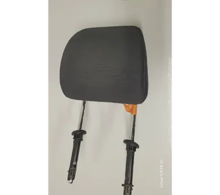 Hyundai Tucson TL Front seat headrest 