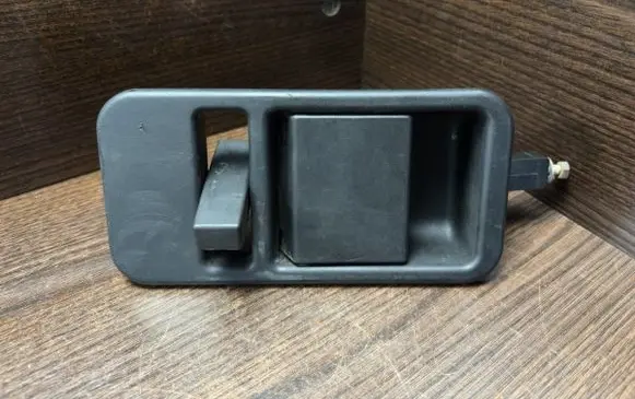 Iveco Daily 3rd gen Sliding door interior handle 500329792 14525