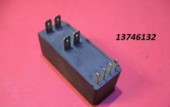 BMW 5 E34 Other relay 13746132