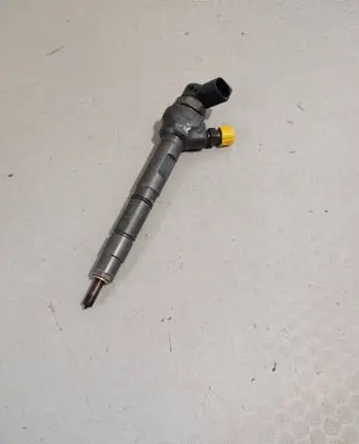 Volkswagen Golf Plus Fuel injector 03L130277J
