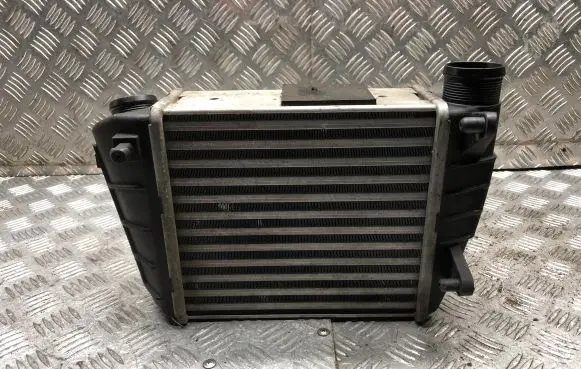 Audi A4 S4 B7 8E 8H Intercooler radiator 8E0145806L