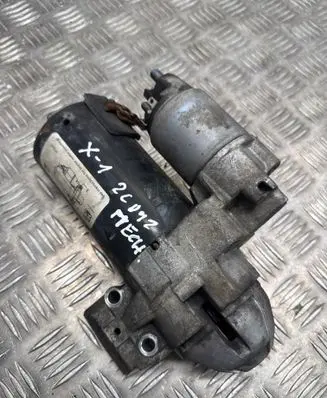 BMW X1 E84 Starter motor 8570238
