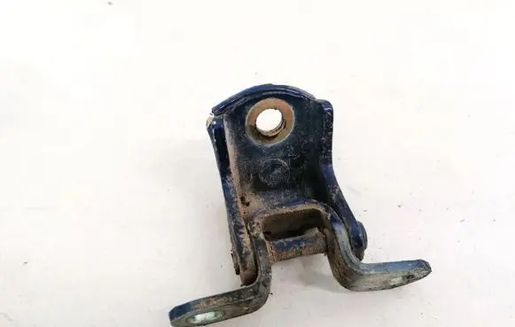 Nissan Almera N16 Tailgate/trunk/boot hinge