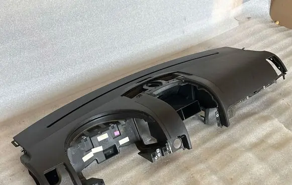 Volkswagen Touareg I Dashboard 7L6857946A 7L6858451