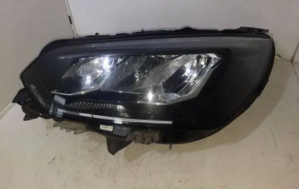Peugeot 208 Headlight/headlamp 9833036380 90200109