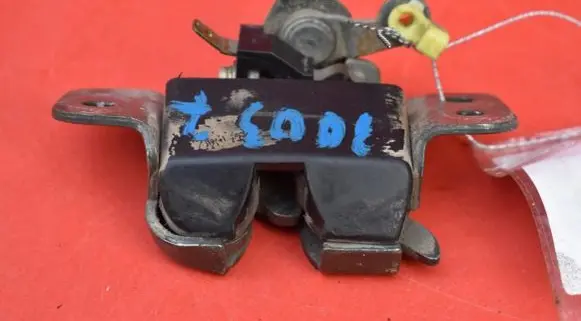 Hyundai Atos Prime Tailgate/trunk/boot lock/catch/latch