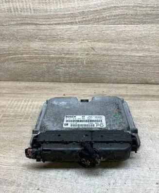 Opel Zafira A Engine control unit/module 24417169 0281010268