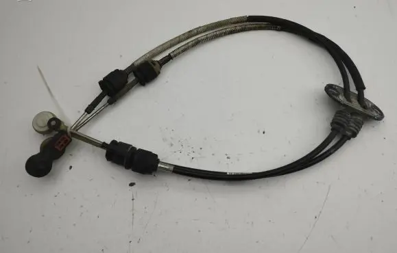 Ford Focus Gear shift cable linkage BV6R7E395GC