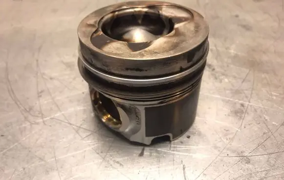 Volkswagen Crafter Piston 076107065 BJL