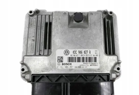 Volkswagen Touran I Engine control unit/module 03C906027R