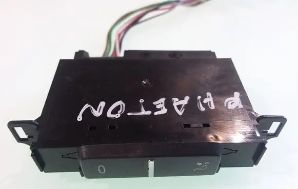 Volkswagen Phaeton Interior fan control switch 3D0919816A