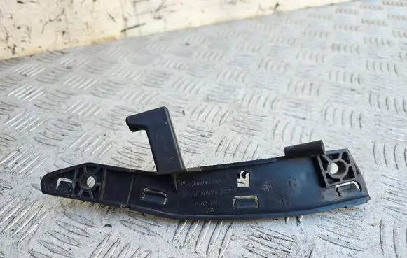 Citroen C3 Front bumper mounting bracket 9683465880