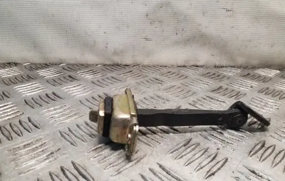 Hyundai Terracan Front door check strap stopper