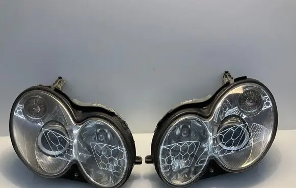 Mercedes-Benz CLK A209 C209 Headlights/headlamps set 