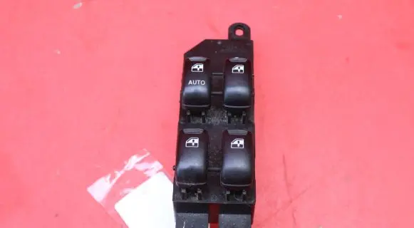 Hyundai Santa Fe Electric window control switch 93570-26100
