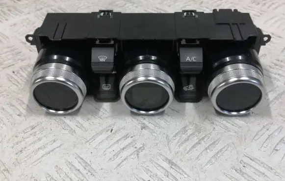 Renault Captur II Climate control unit 275100936R H08E10 S34C10