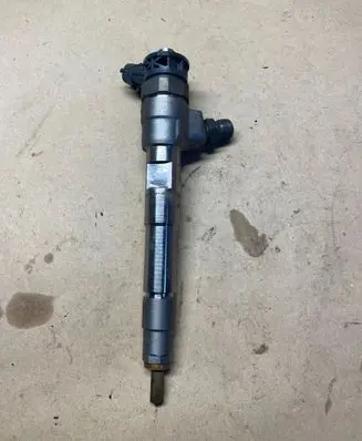 Dacia Duster II Fuel injector 0445876882 8201636333 0445110800