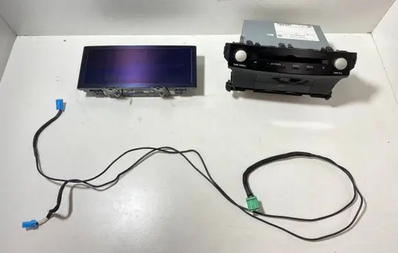 Lexus IS III XE30 Radio/CD/DVD/GPS head unit 86130-53T00 86110-53420