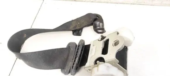 Opel Signum Rear seatbelt