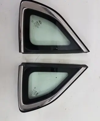 KIA Ceed Rear side window