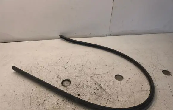 Volkswagen Crafter Front door rubber seal 7C0837761B