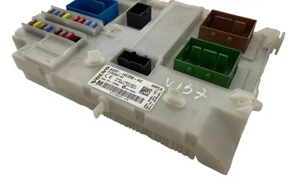 Volvo XC60 Fuse module AG9T14C256HC 3659AF01125TP