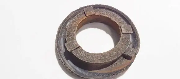 Mitsubishi Colt Front coil spring rubber mount mr594121 5v080